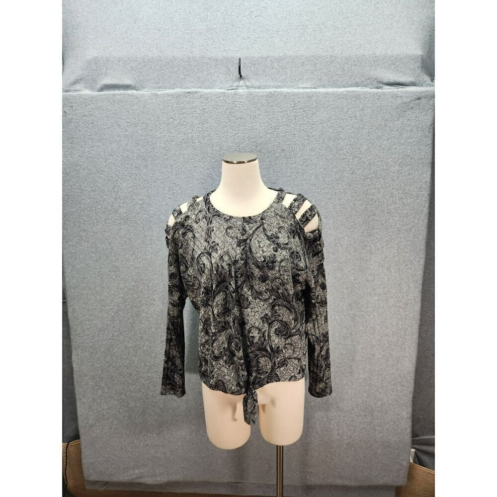 Cold Shoulder Black & White Paisley Long Sleeve Top By BCX -‎ Size M